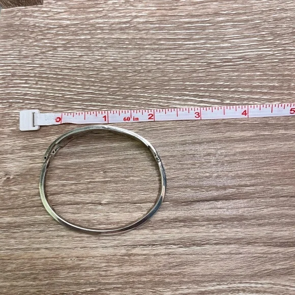 SALE Sterling silver alpaca clasp bracelet - Picture 7 of 10